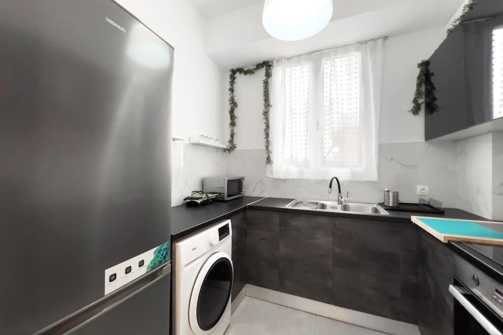 Spacious Penthouse Near Downtown أثينا المظهر الخارجي الصورة