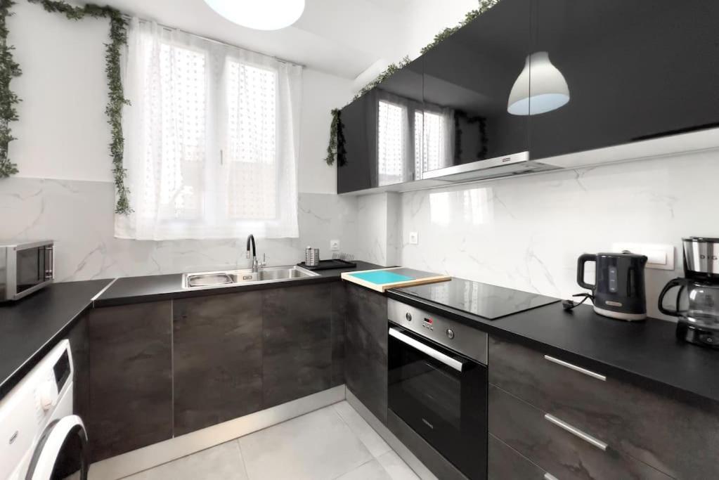 Spacious Penthouse Near Downtown أثينا المظهر الخارجي الصورة